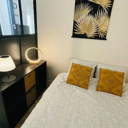 Apartamento Cosy Et Calme, A Deux Pas Du Marche La Rochelle (Charente-Maritime)